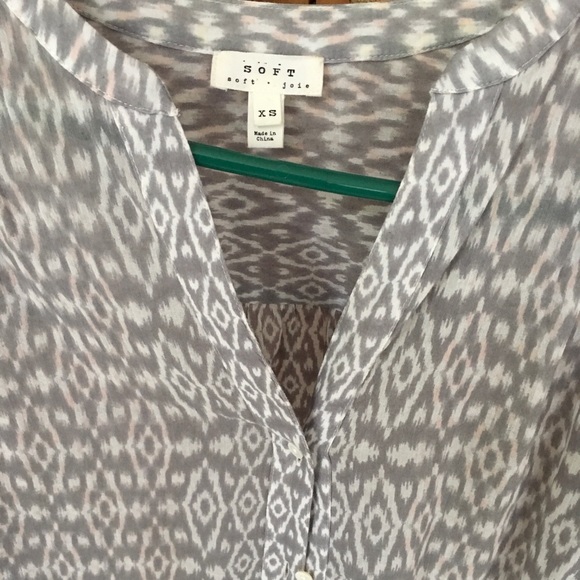 Soft Joie, light cotton button up patterned blouse - Picture 2 of 6